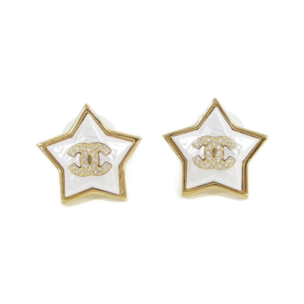 CHANEL White Earrings